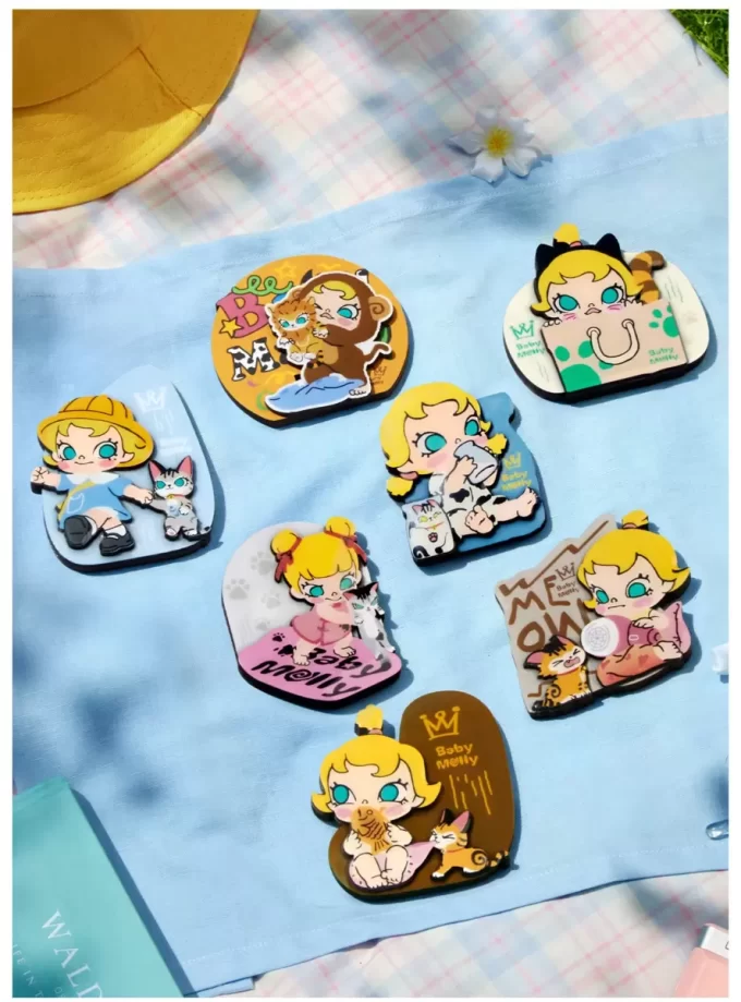 Baby Molly & Baby Tabby Series – Κουτί με μαγνήτη ψυγείου για στόρι