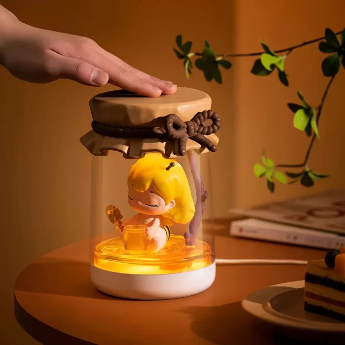 Φιγούρα HONEY BEEDY από Φωτιστικό Βάζο