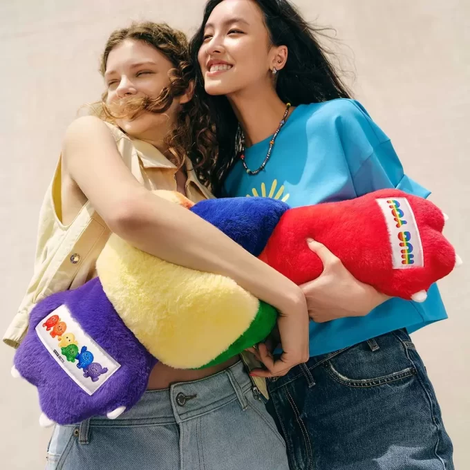 ΣΕΙΡΑ INSTINCTOY HUG YOU – Μαξιλάρι