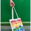 ΣΕΙΡΑ INSTINCTOY HUG YOU – Τσάντα από καμβά