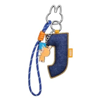 Καρφίτσα Labubu για μενταγιόν με γράμμα αγάπης “J”
