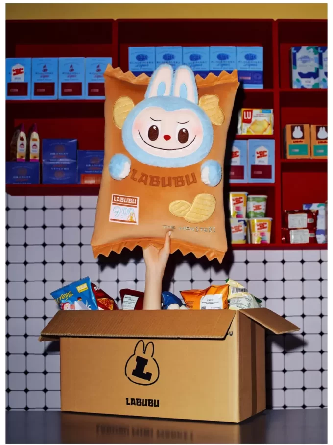 Μαξιλάρι THE MONSTERS Wacky Mart Series (Τσιπς)