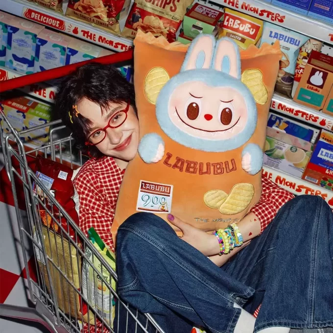 Μαξιλάρι THE MONSTERS Wacky Mart Series (Τσιπς)